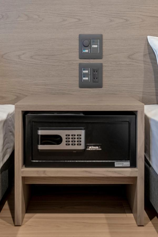 Aima Hotel 3*